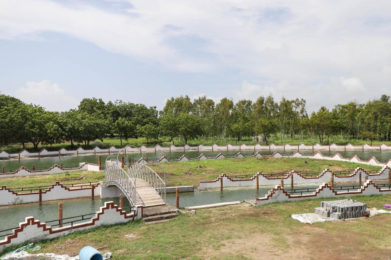 Capital O 49279 Chhab Chhaba Chhab Water Fun Park & Resort Damka 外观 照片